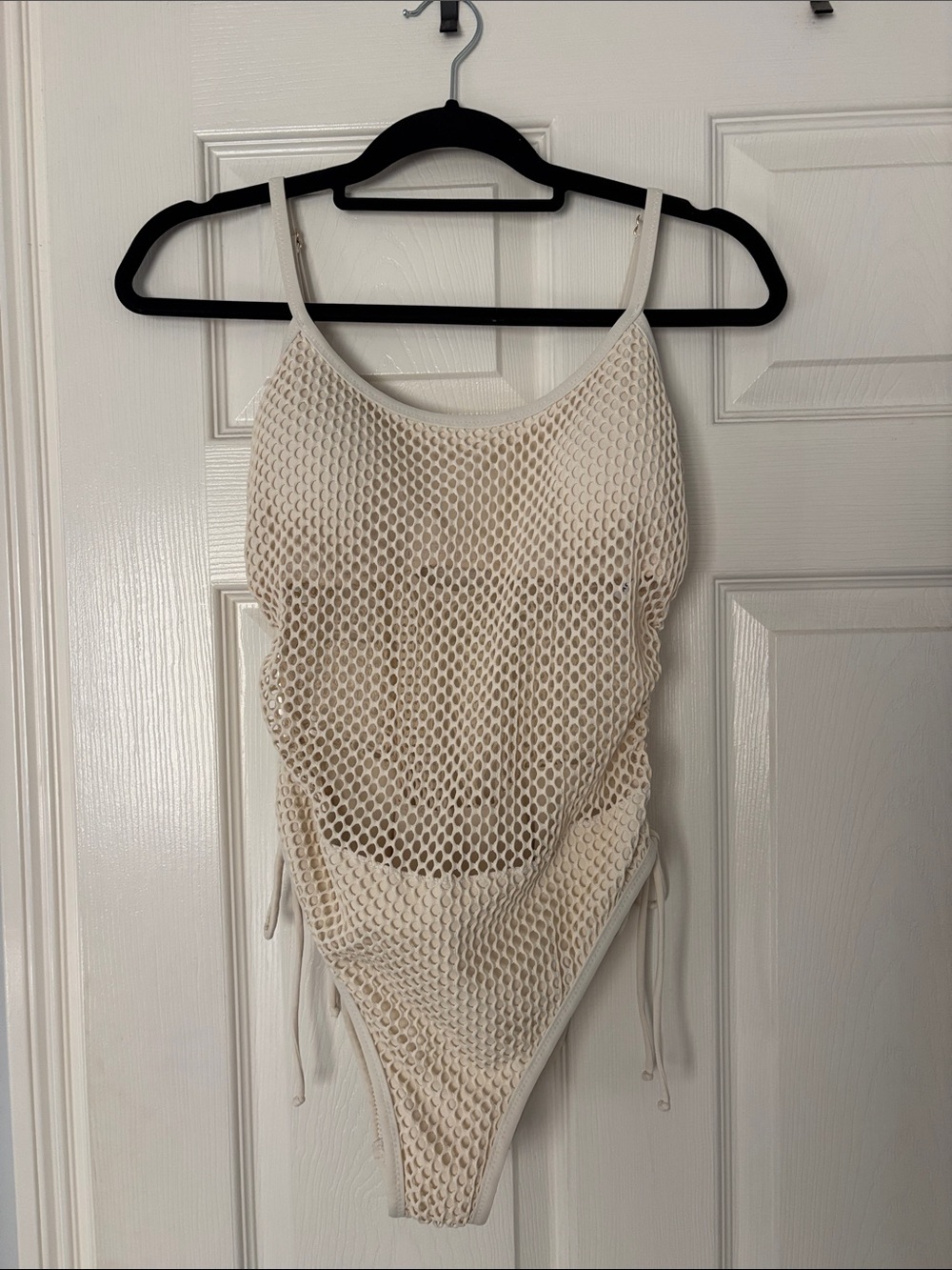 Robin Piccone Resort Wear Cream Mesh One-Piece Bodysuit Size 10. Like New